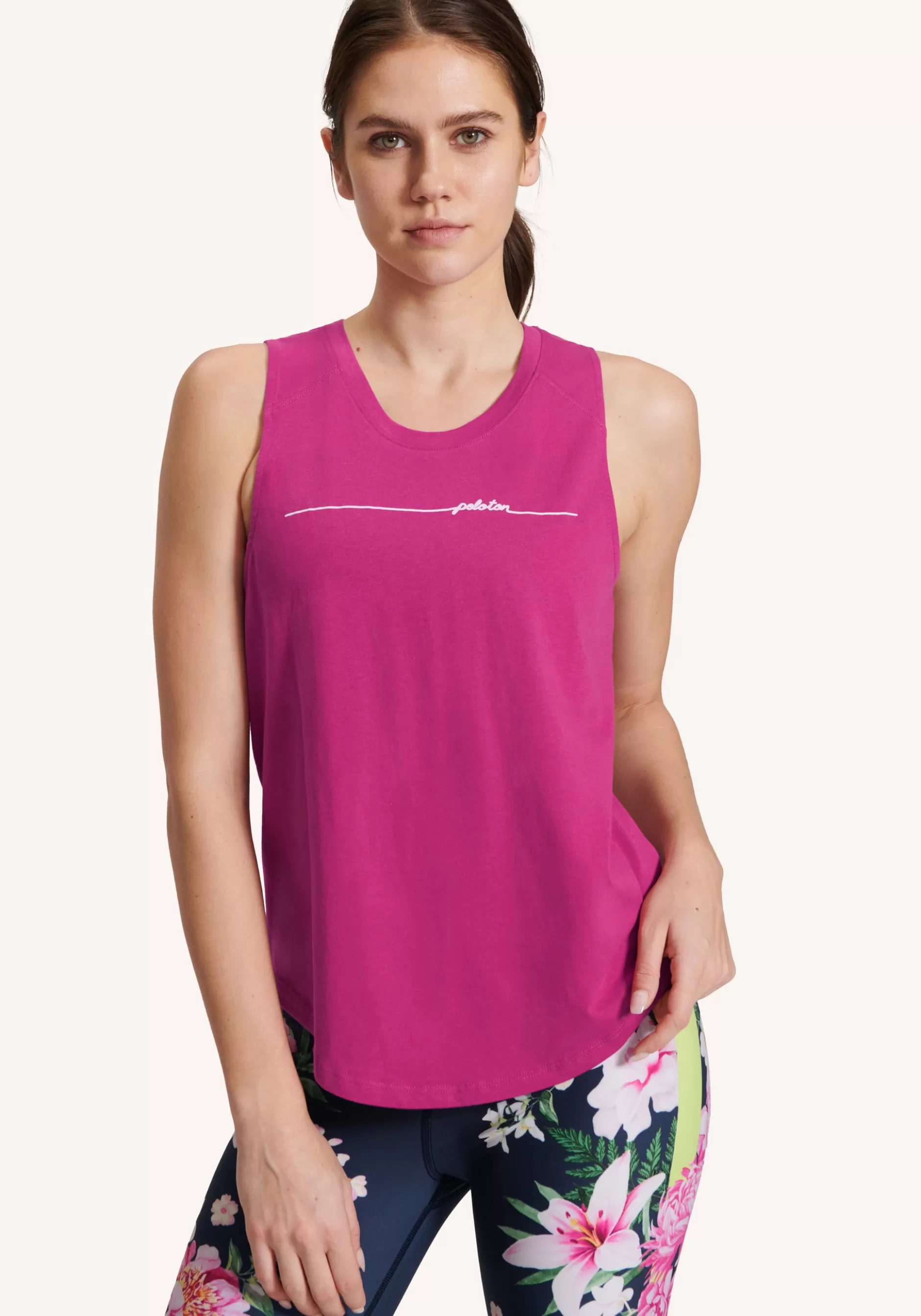 Fashion Studio Scoop Tank Women Tops